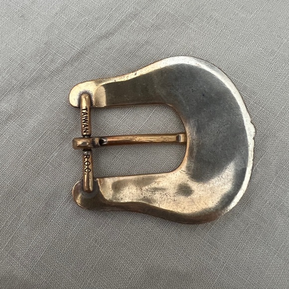 Vintage silver gold tone western floral belt buckle repousse rope medium 1” - Picture 4 of 8